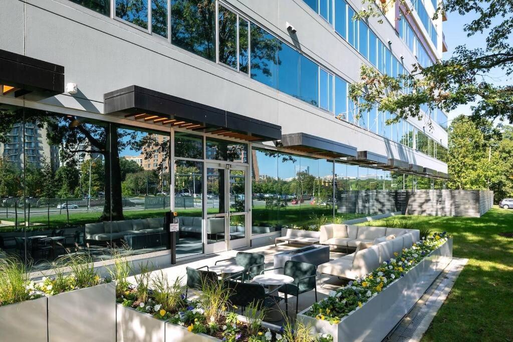 City Luxury King Suite W Coffee Station Александрия Екстериор снимка